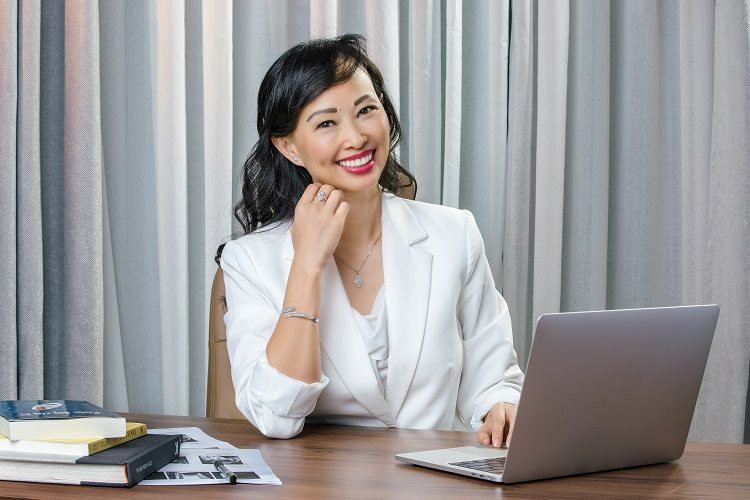 https://kol.vn/2025/05/30/thuong-hieu-ca-nhan-la-gi-10-nguyen-tac-vang-de-xay-dung-thuong-hieu-ca-nhan-ben-vung/