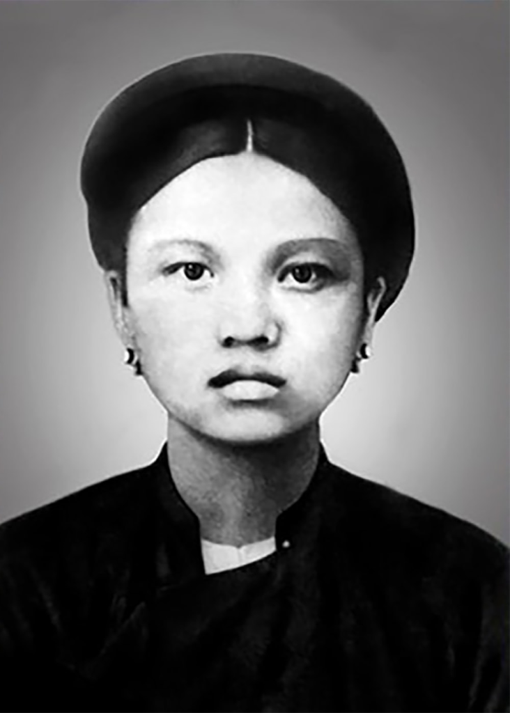 chan-dung-nu-chien-si-nguyen-thi-minh-khai